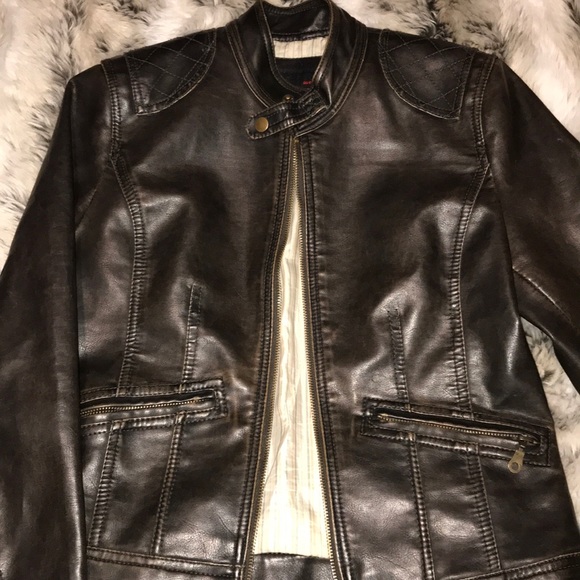 💥Leather Jacket💥 - Picture 2 of 4